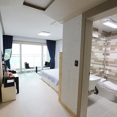Hotel The Four Hills Jeju Esterno foto