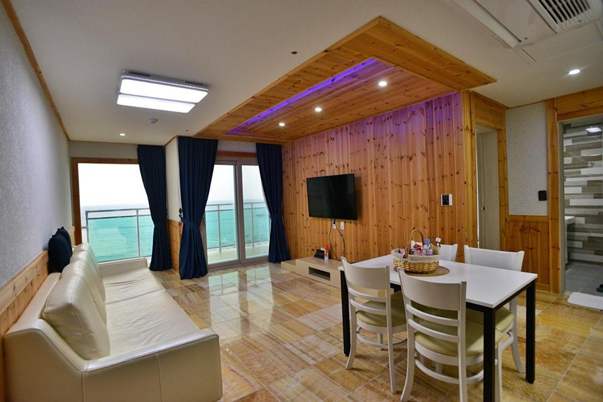 Hotel The Four Hills Jeju Esterno foto