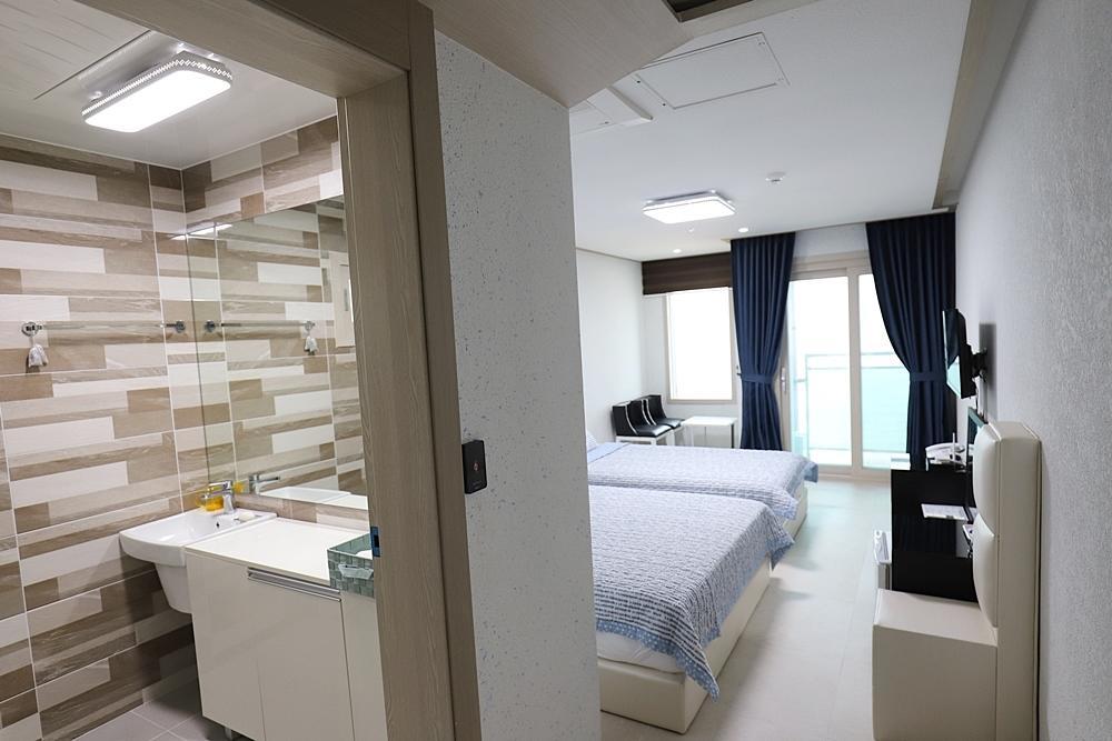 Hotel The Four Hills Jeju Esterno foto