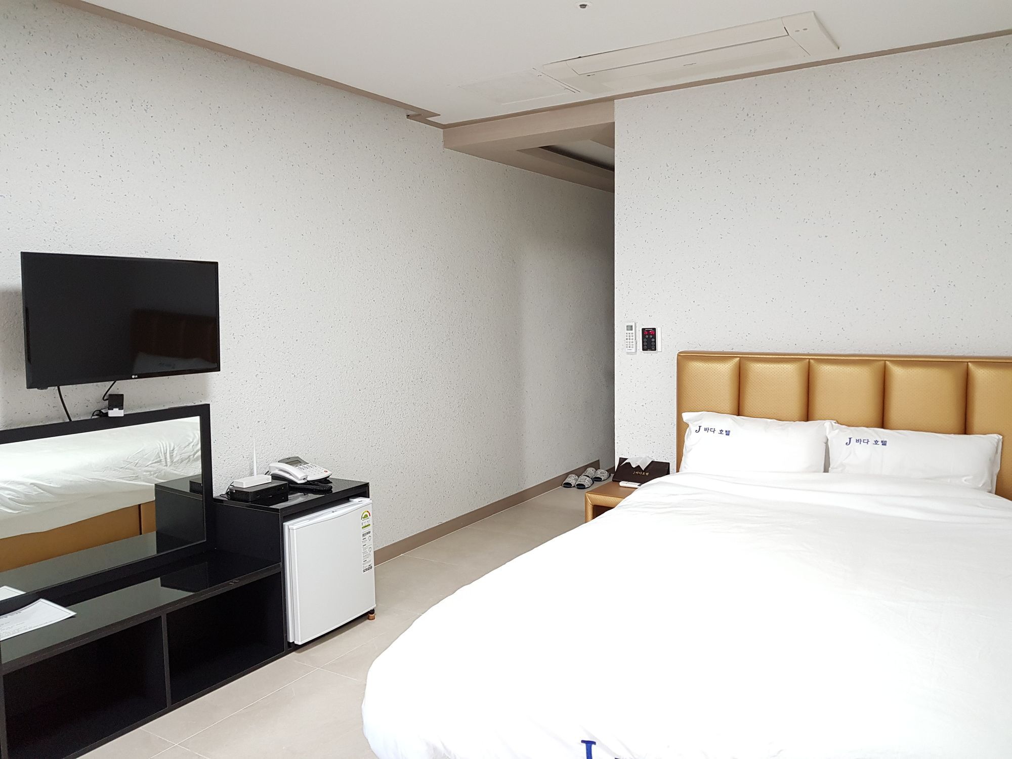 Hotel The Four Hills Jeju Esterno foto